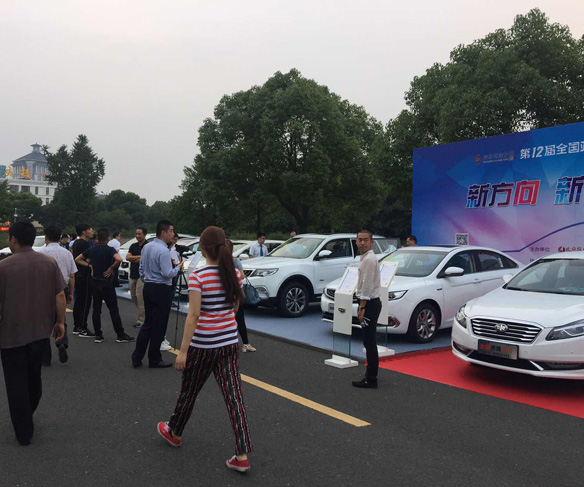 һ���γ�������������������������ͨ�ͳ�������������֣���ղ����й����ա����Ǳ����ݡ���ʿʩ�ֵ����㹩Ӧ�̴����μӻ��顣