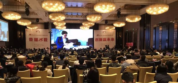  15����˫�����13��ȫ�������ɹ���������ھ��ٿ�